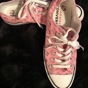 Hello Kitty x Converse pink Size 9 w  7m